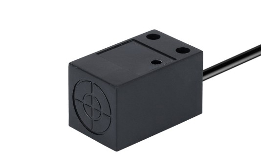 Smart Factory Upgrades: Integrating Proximity Switches with IoT Systems